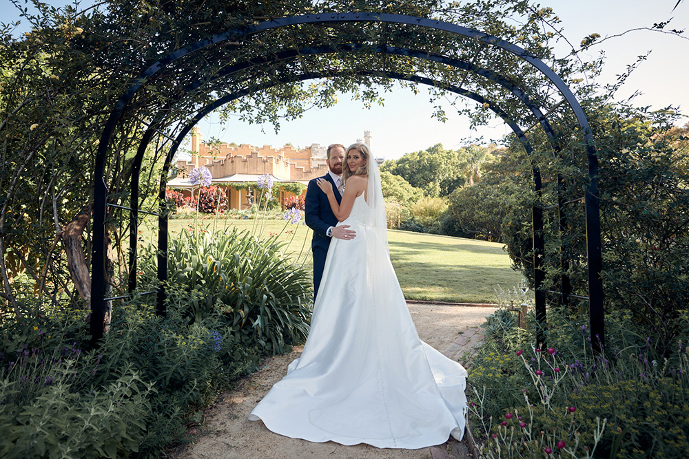 Estate-couple-in-garden-1